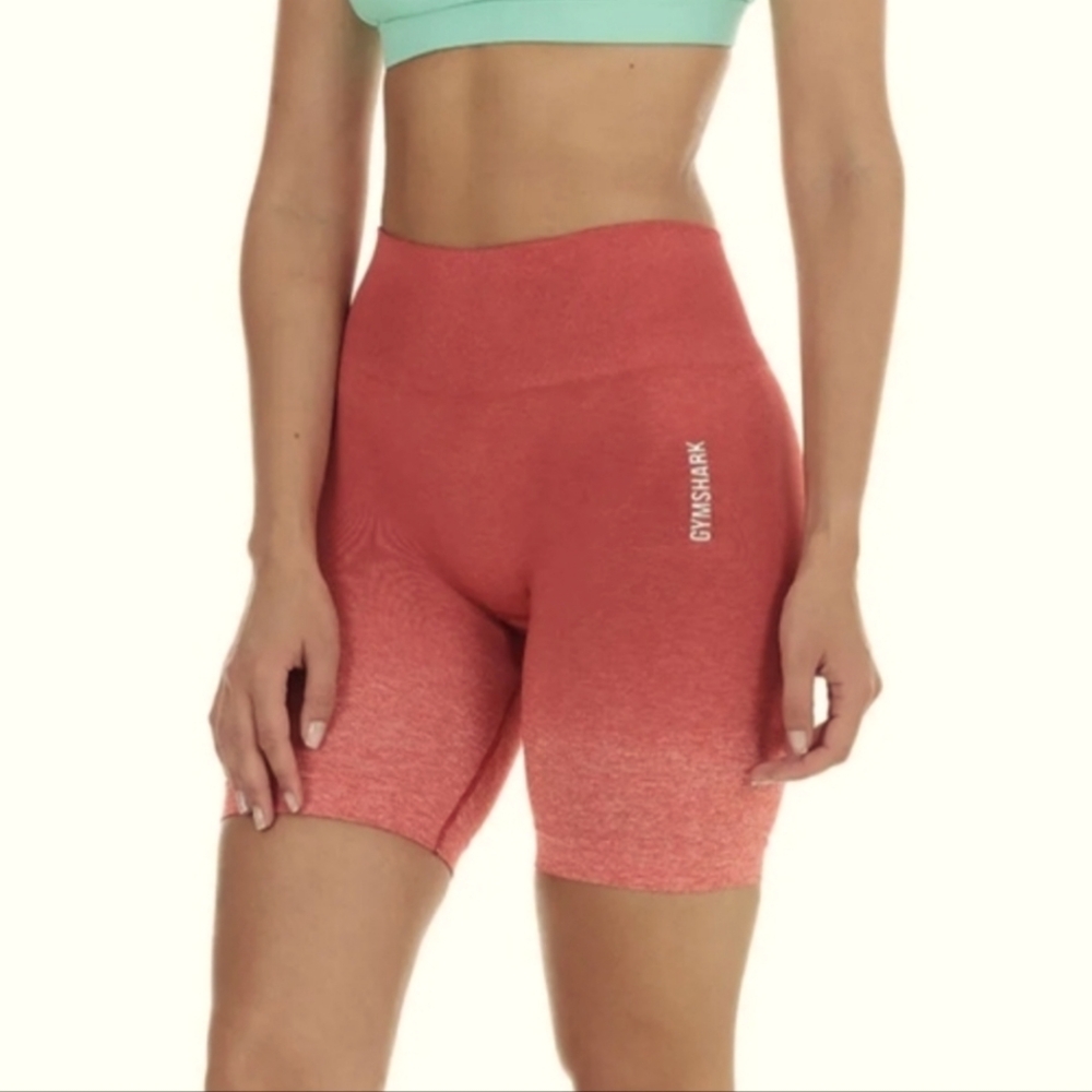Gymshark Adapt Ombre seamless  Red High-Waisted Athletic Shorts sz.M